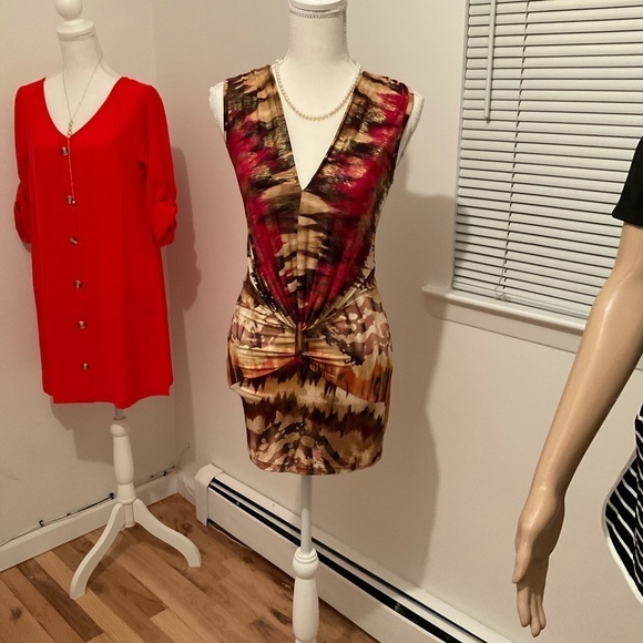 Silk sleeveless dress - Picture 2 of 5